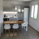 Modern By Constantinos Landsted *