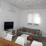 Modern By Constantinos