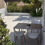 Landhuis Modern By Constantinos *