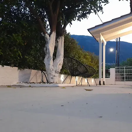 Modern 10mins From The *