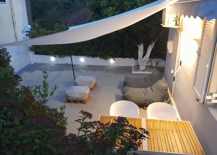 Modern Apartment By Constantinos Agia Eirini